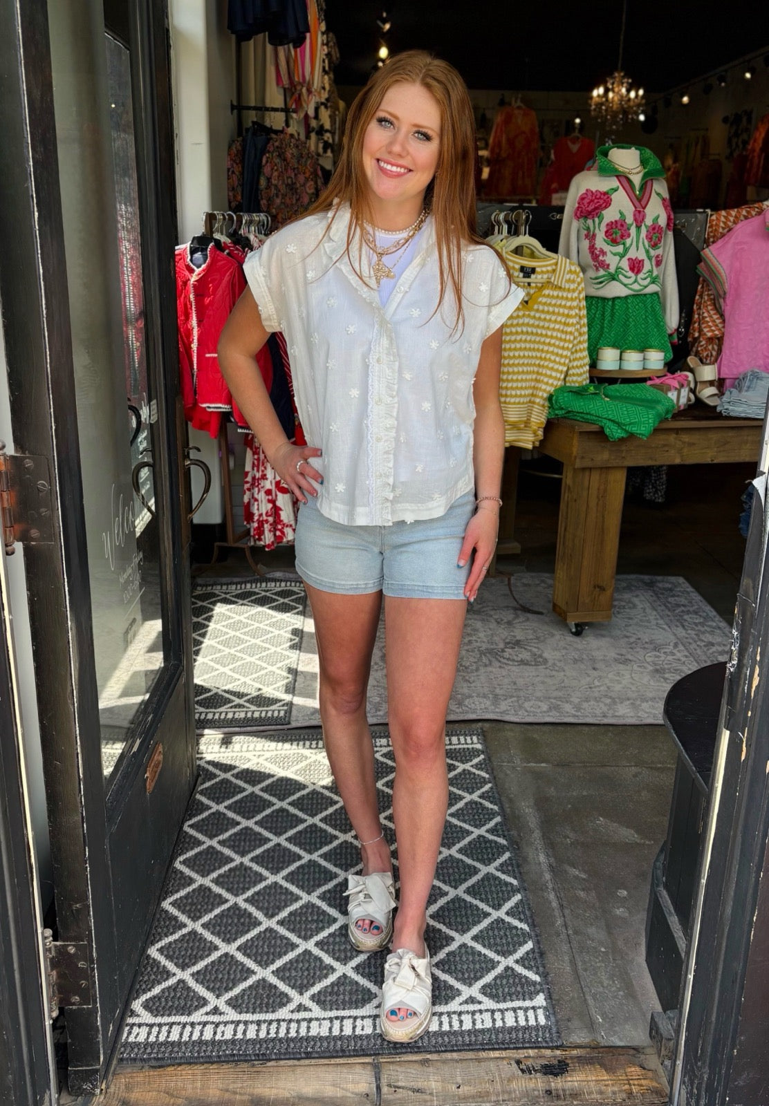 Ivy Jane White Three-D Daises Top