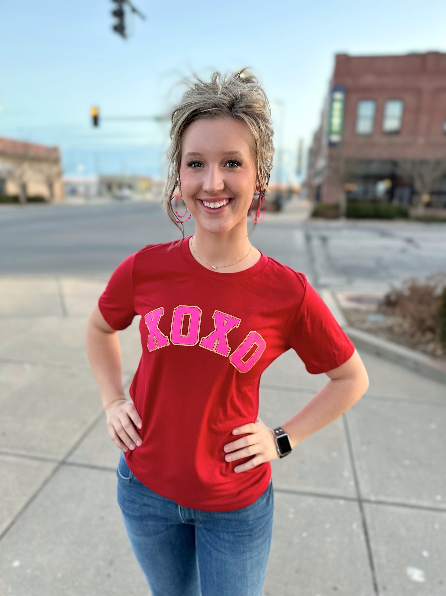xoxo red tee