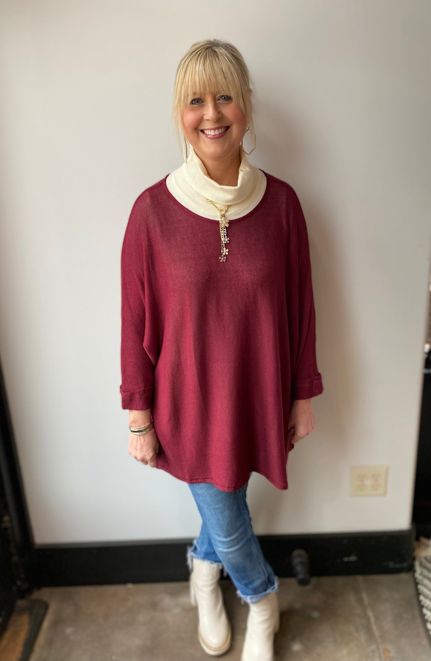 wine 3/4 sleeve low gage hi low knit top