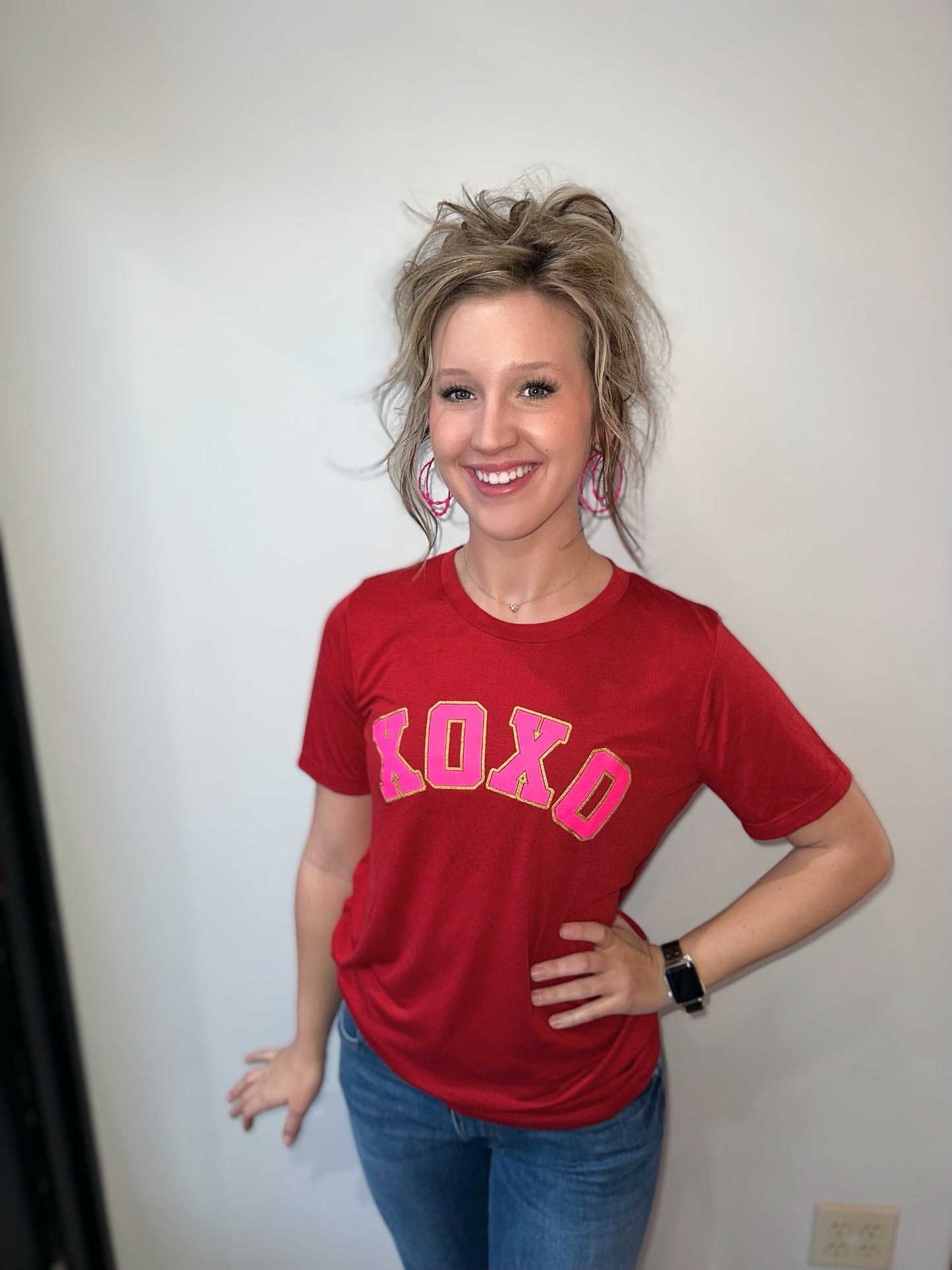 xoxo red tee