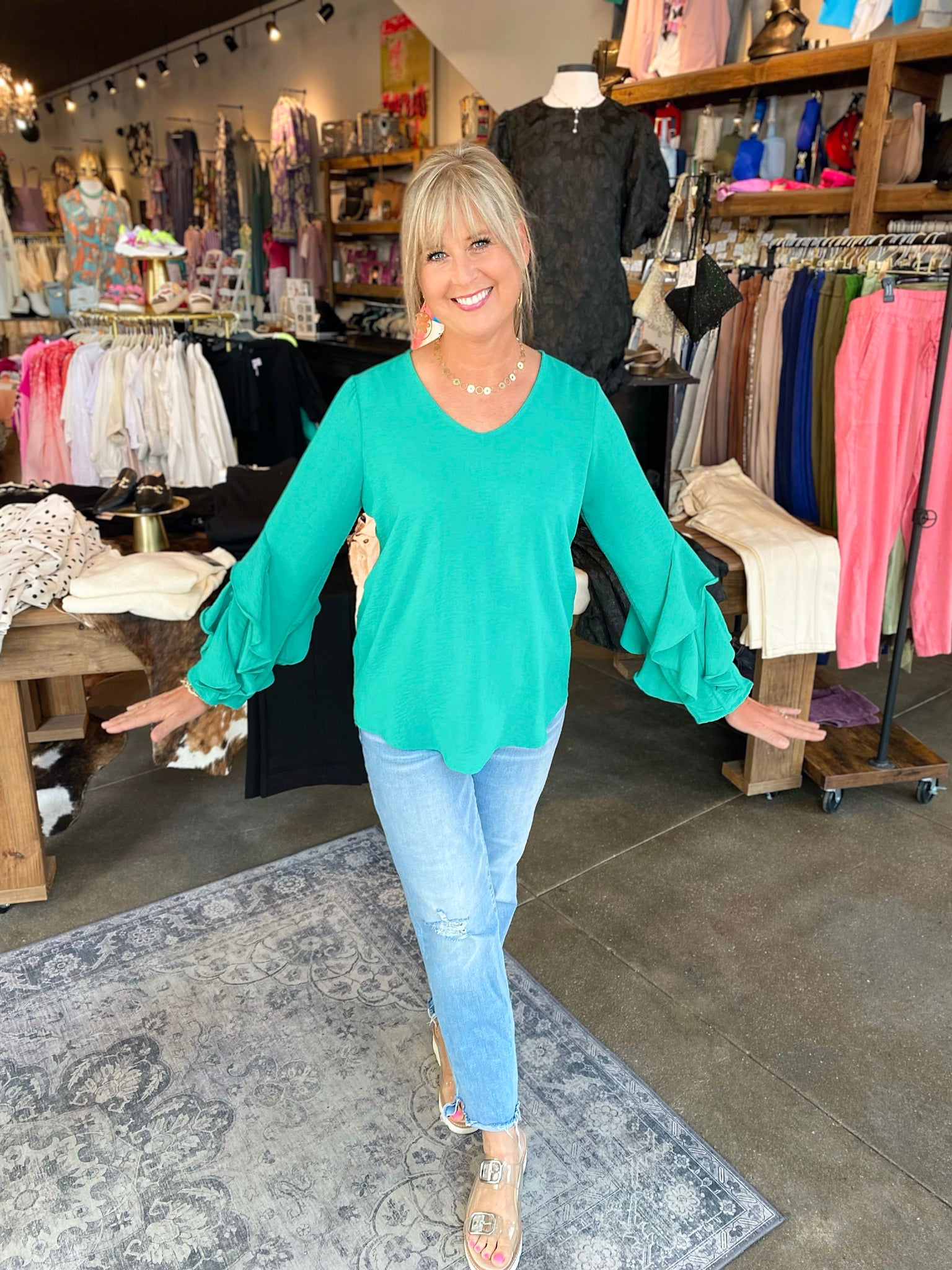 ivy jane green ruffled sleeve v neck top