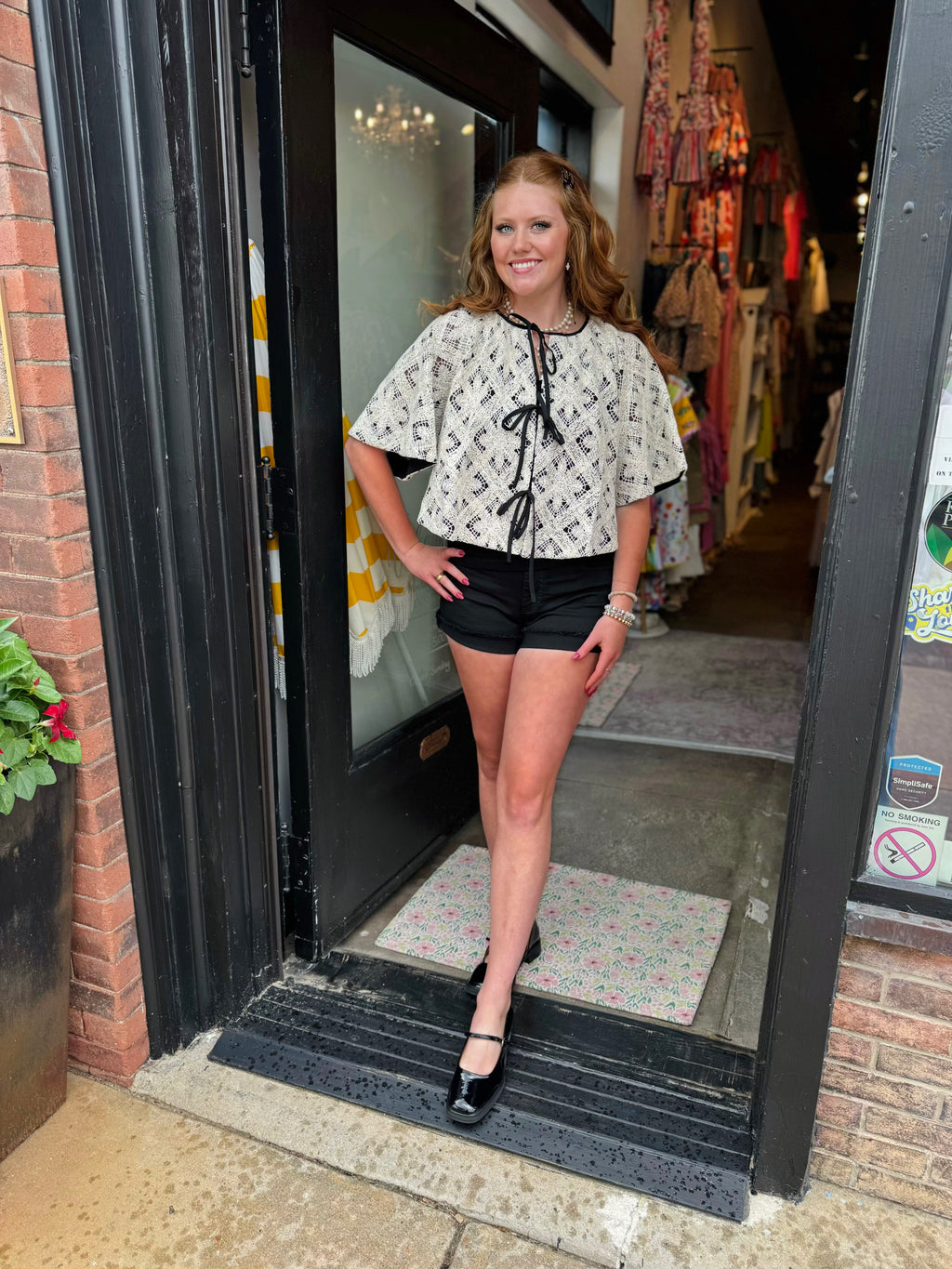 Kut Black Jane High Rise Long Short