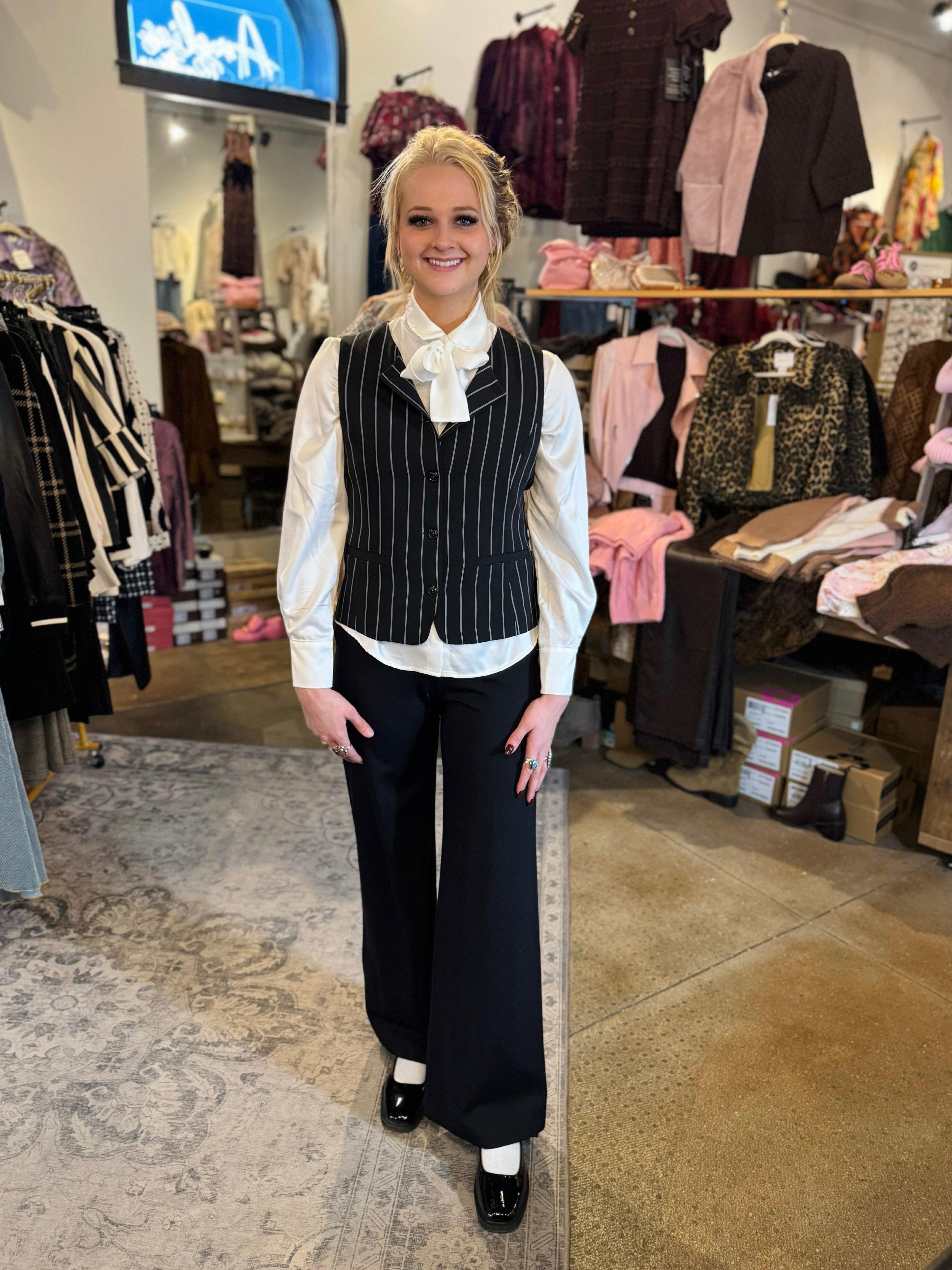 Lysse Ava Tailored Vest Over and Over Line 20-3799-m4