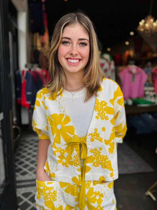 Ivy Jane Scattered Daisy White Jacket