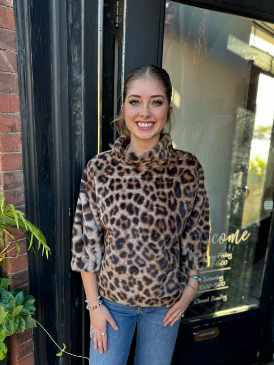 Ivy Jane Leopard Fur Popover