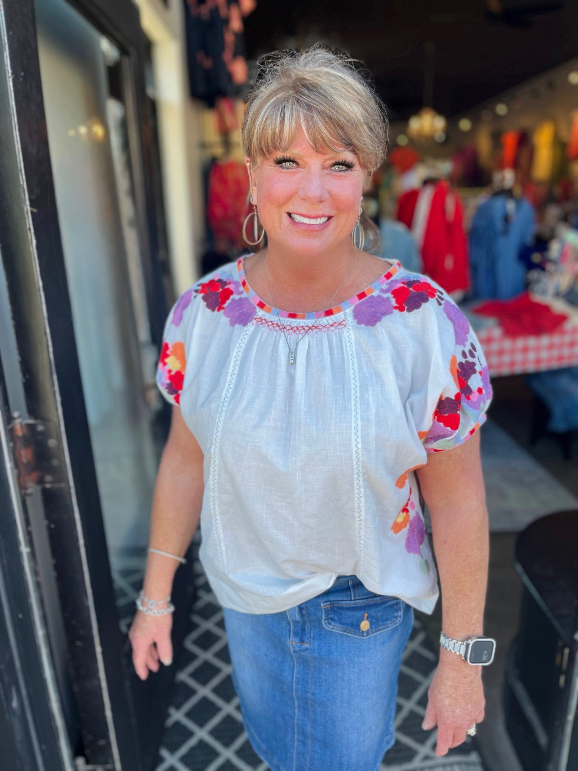 Tru Luxe White Embroidered Dolman Sleeve Blouse