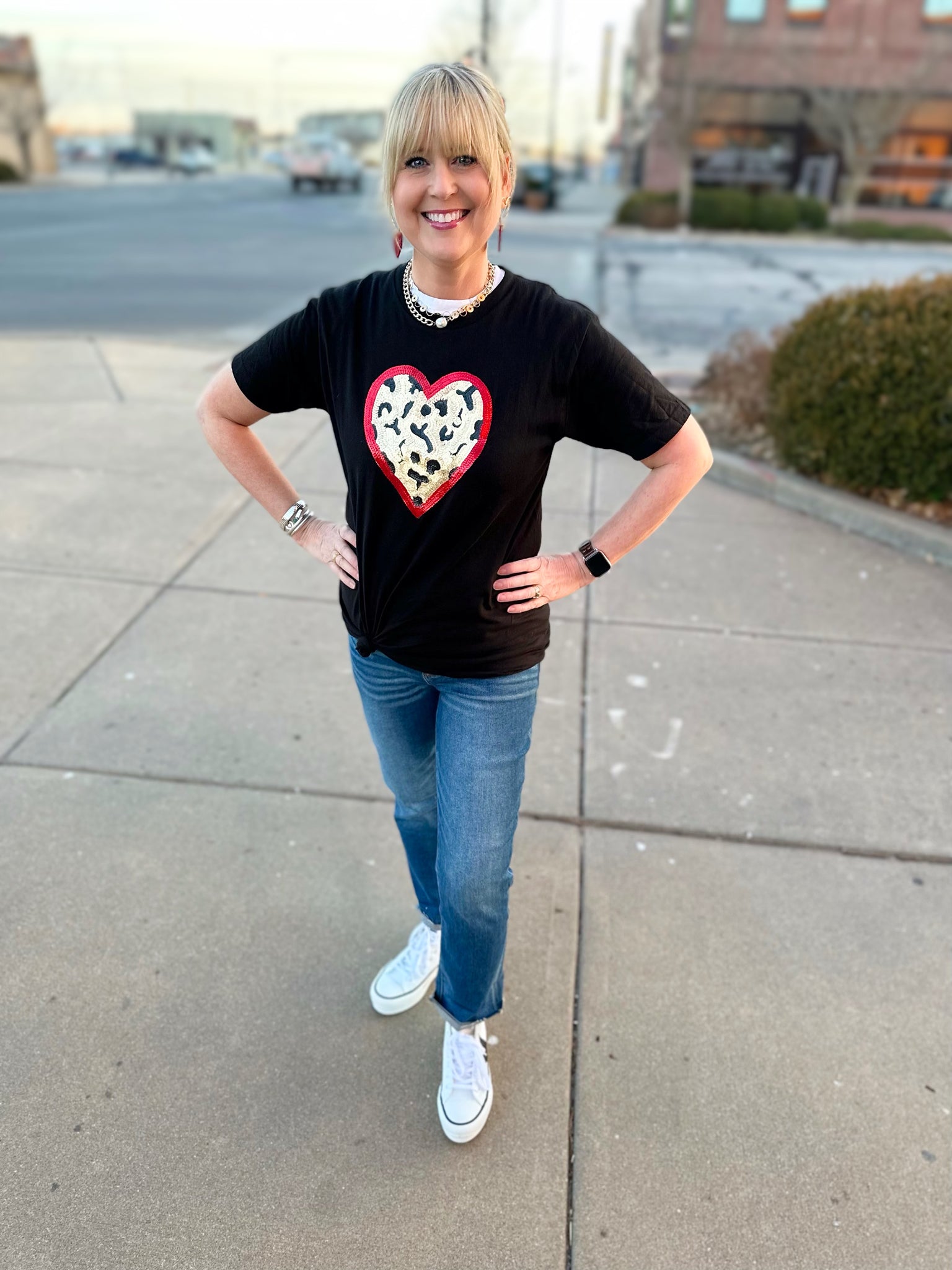 leopard red heart sequin black tee